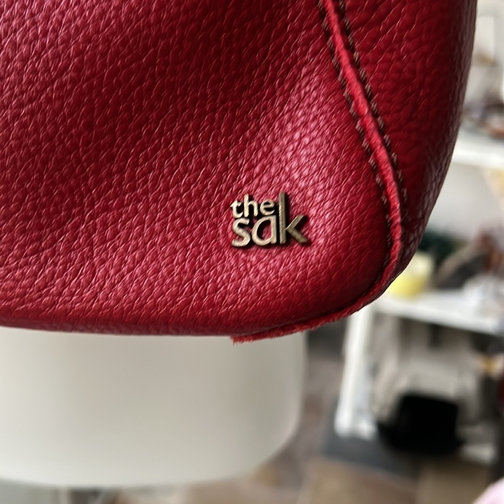 SAK RED ❤️ LEATHER BAG .. new condition - Picture 3 of 12